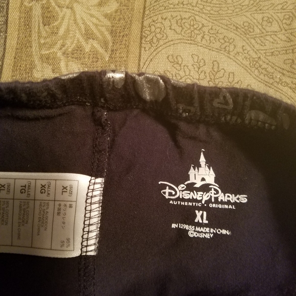 Disney parks authentic leggings - Picture 1 of 3